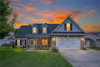 522 Hammond Farm Road, Hope Mills, NC 28348