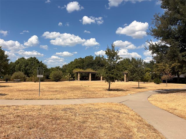 10727 Sandpiper Lane 22, Dallas, TX 75230