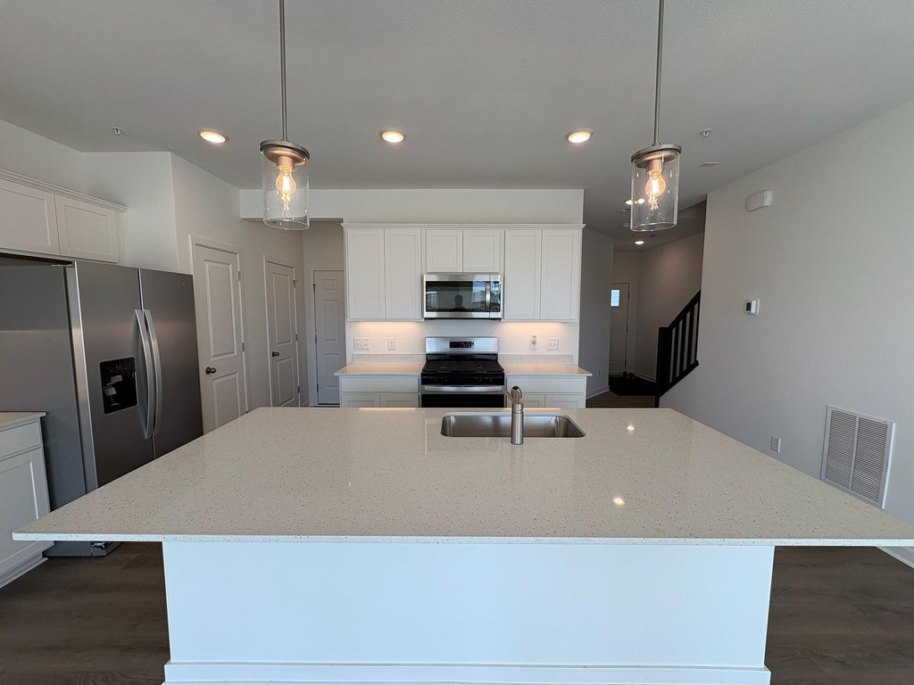 6297 Ivywood Avenue S, Cottage Grove, MN 55016 — photo 4