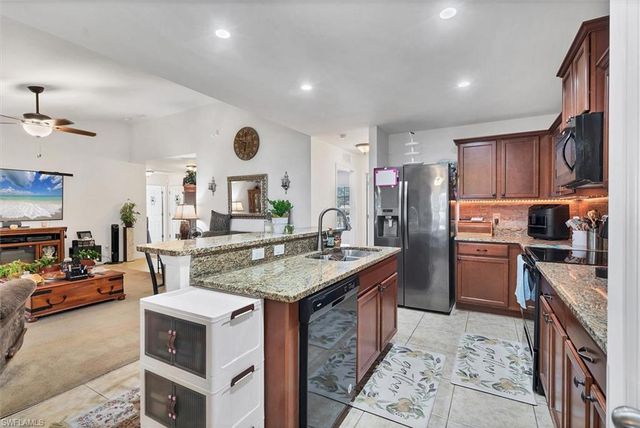 1826 SW Trafalgar PKWY, Cape Coral, FL 33991