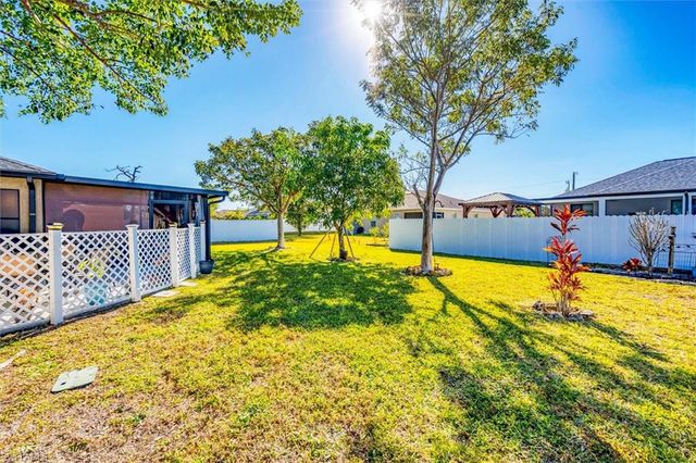 1826 SW Trafalgar PKWY, Cape Coral, FL 33991