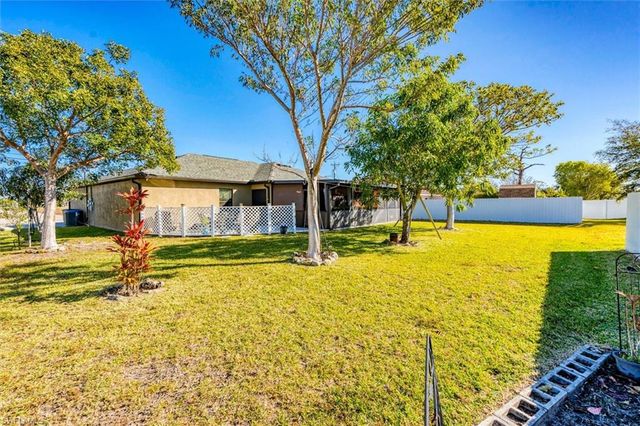 1826 SW Trafalgar PKWY, Cape Coral, FL 33991