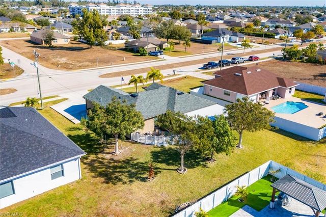 1826 SW Trafalgar PKWY, Cape Coral, FL 33991