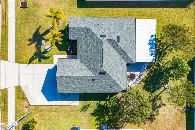 1826 SW Trafalgar PKWY, Cape Coral, FL 33991