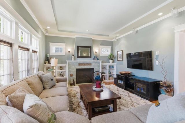 656 Palm Haven Avenue, San Jose, CA 95125