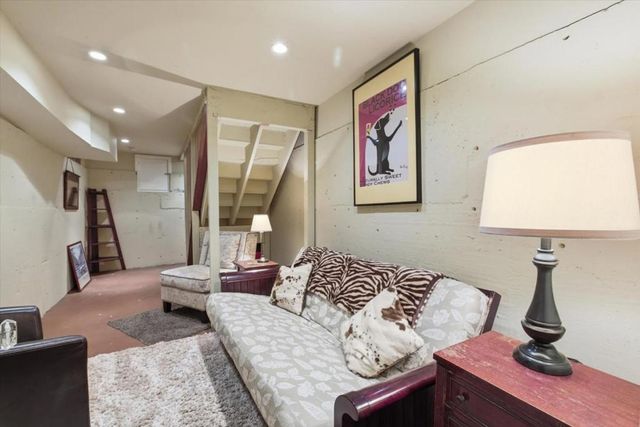 656 Palm Haven Avenue, San Jose, CA 95125