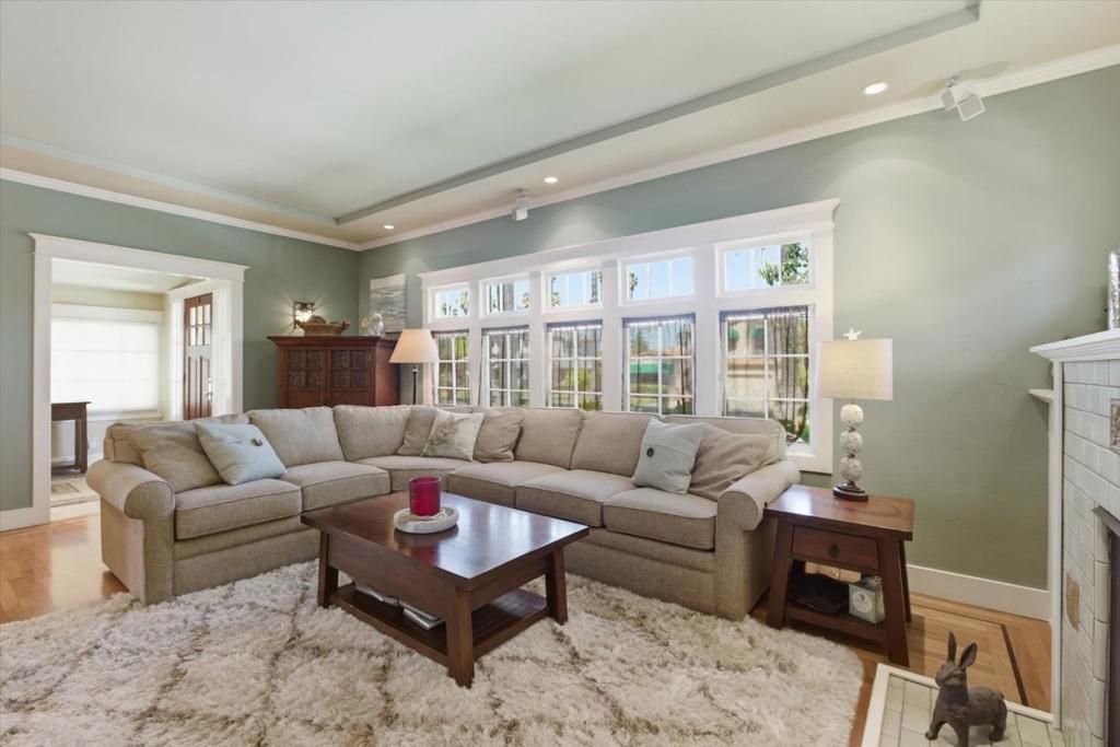 Image 8 of property listing at 656 Palm Haven Avenue, San Jose, CA 95125