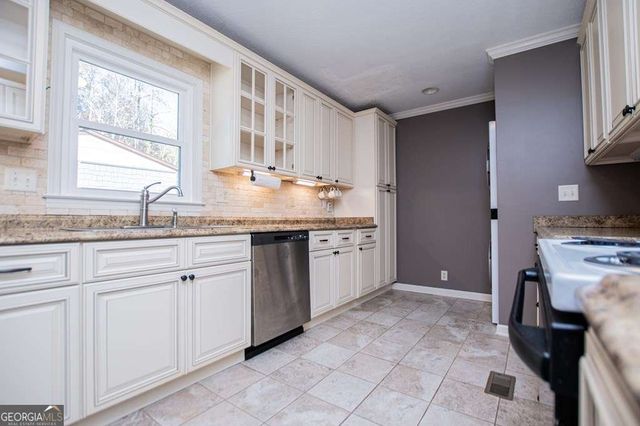 110 Bartlett Circle, Bowdon, GA 30108