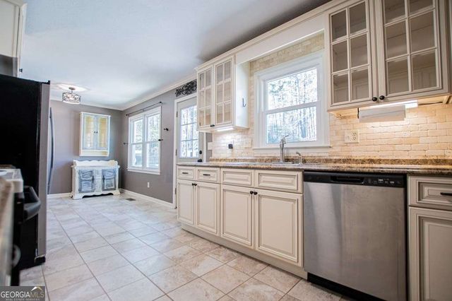 110 Bartlett Circle, Bowdon, GA 30108