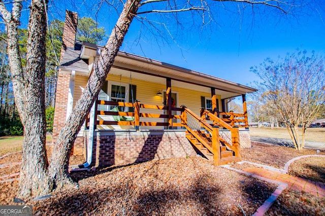 110 Bartlett Circle, Bowdon, GA 30108