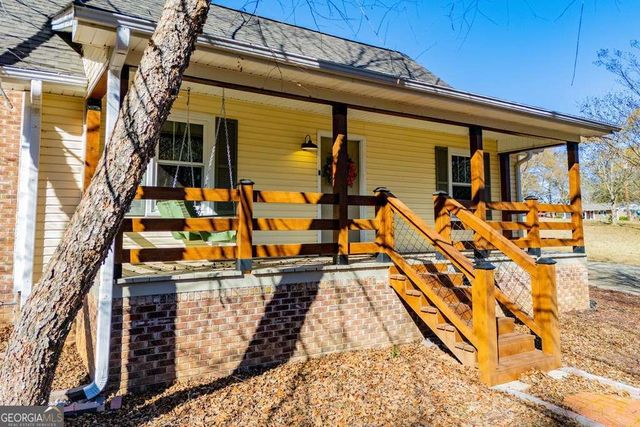 110 Bartlett Circle, Bowdon, GA 30108