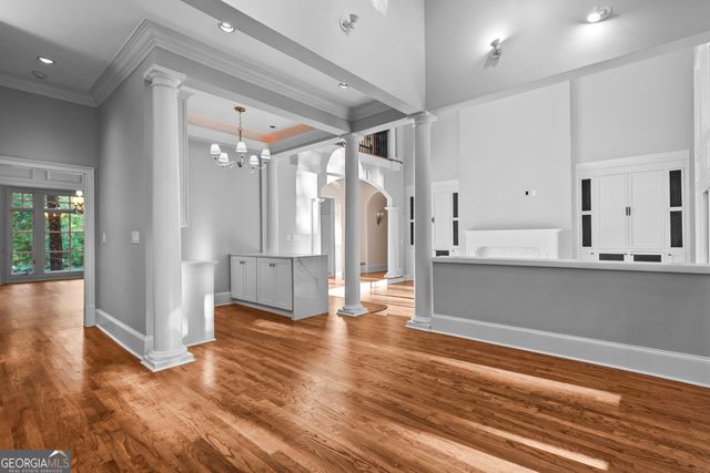 520 Chestnut Rose Lane, Sandy Springs, GA 30327