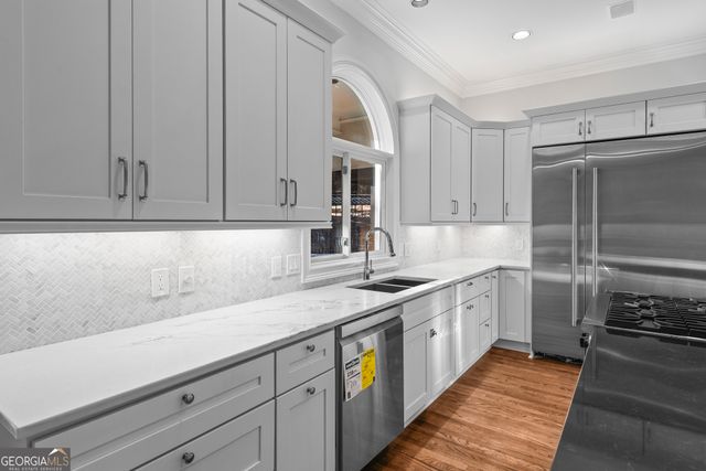 520 Chestnut Rose Lane, Sandy Springs, GA 30327