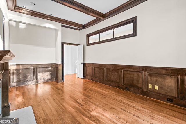 520 Chestnut Rose Lane, Sandy Springs, GA 30327