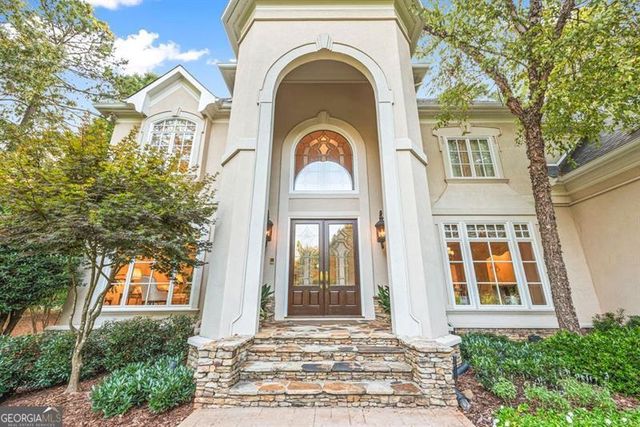 520 Chestnut Rose Lane, Sandy Springs, GA 30327
