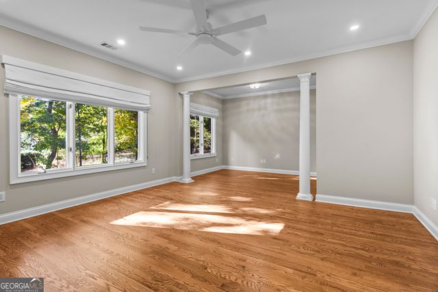 520 Chestnut Rose Lane, Sandy Springs, GA 30327