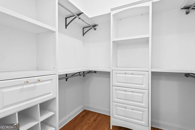 520 Chestnut Rose Lane, Sandy Springs, GA 30327