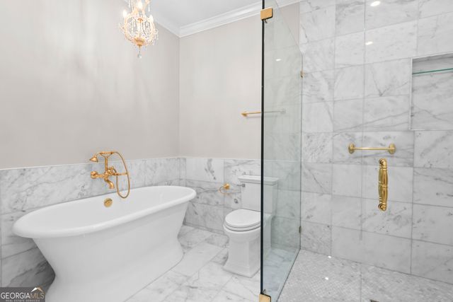 520 Chestnut Rose Lane, Sandy Springs, GA 30327