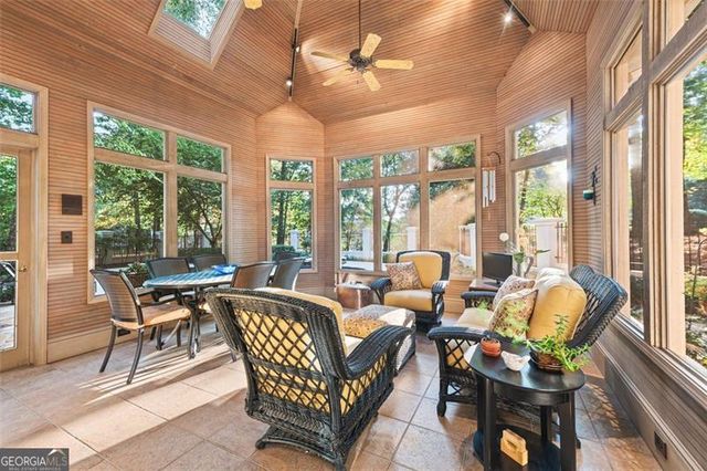 520 Chestnut Rose Lane, Sandy Springs, GA 30327