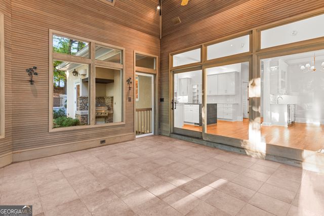 520 Chestnut Rose Lane, Sandy Springs, GA 30327