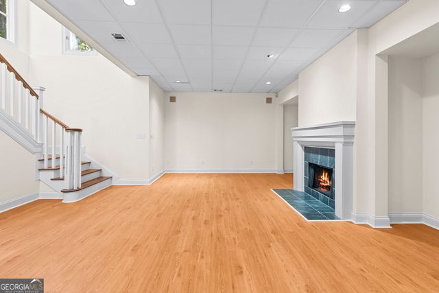 520 Chestnut Rose Lane, Sandy Springs, GA 30327