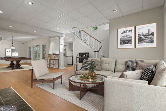 520 Chestnut Rose Lane, Sandy Springs, GA 30327