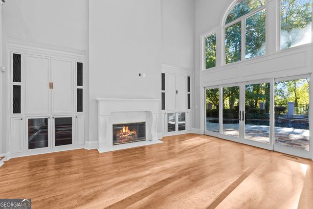 520 Chestnut Rose Lane, Sandy Springs, GA 30327