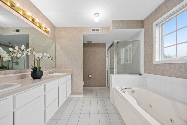 30 W 20TH Street 0, Lombard, IL 60148