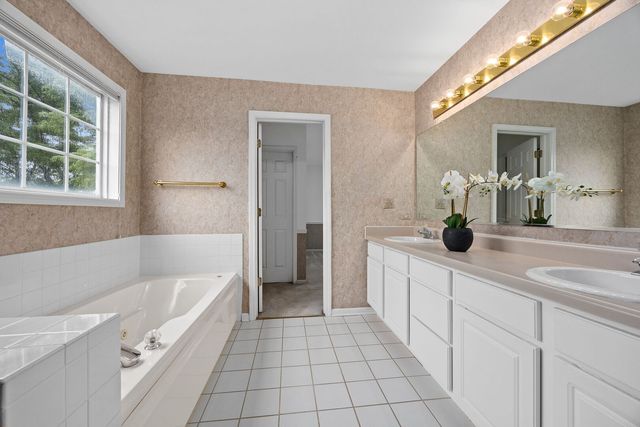 30 W 20TH Street 0, Lombard, IL 60148