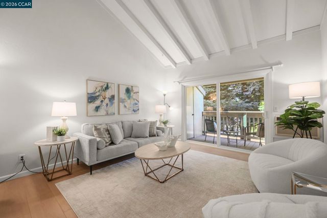 2560 Walnut Blvd 4, Walnut Creek, CA 94596