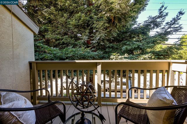 2560 Walnut Blvd 4, Walnut Creek, CA 94596