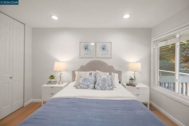 2560 Walnut Blvd 4, Walnut Creek, CA 94596