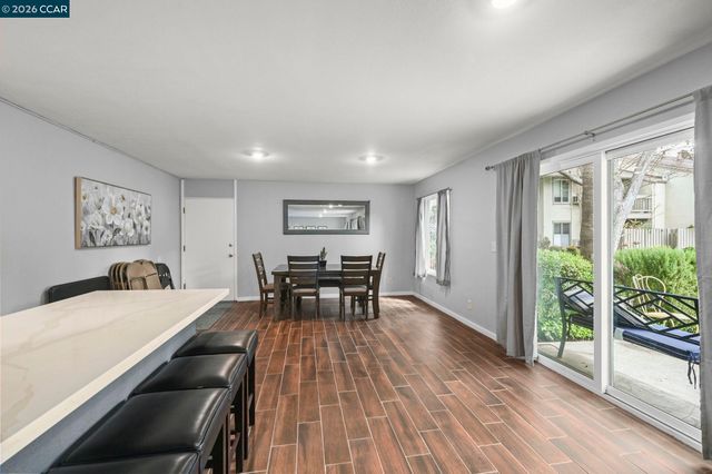 2560 Walnut Blvd 4, Walnut Creek, CA 94596