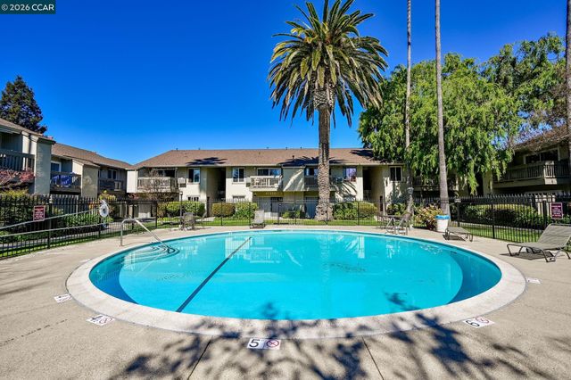 2560 Walnut Blvd 4, Walnut Creek, CA 94596