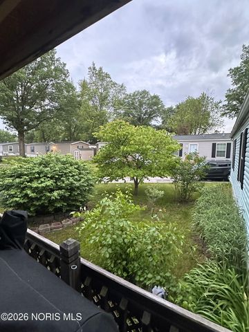 76 W Foxrun Street, Holland, OH 43528