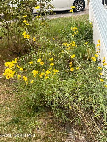 76 W Foxrun Street, Holland, OH 43528