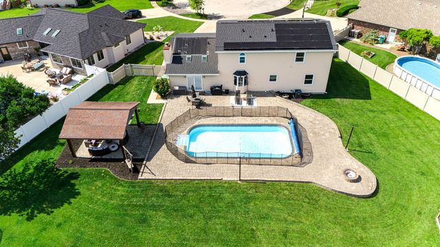 811 1st Court, Manhattan, IL 60442