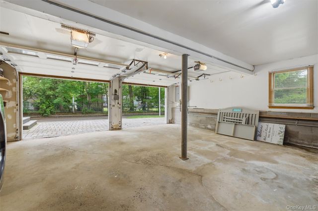 226 Ehrhardt Road, Pearl River, NY 10965