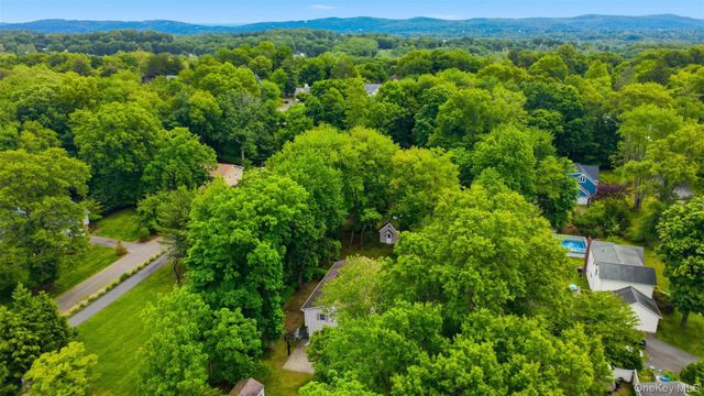 226 Ehrhardt Road, Pearl River, NY 10965