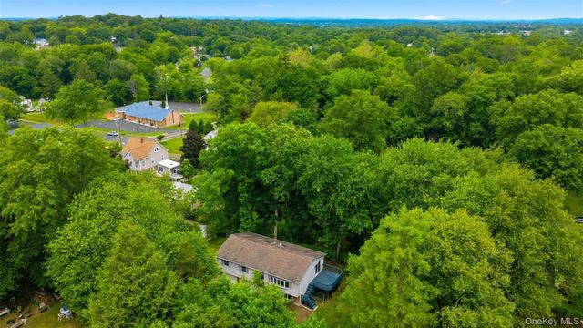 226 Ehrhardt Road, Pearl River, NY 10965