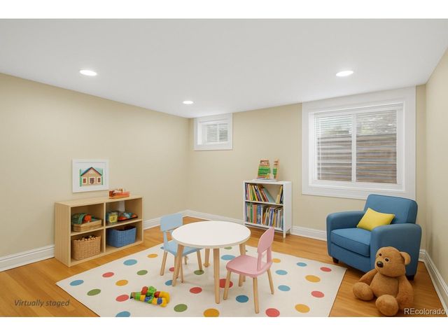 801 Harrison St, Denver, CO 80206