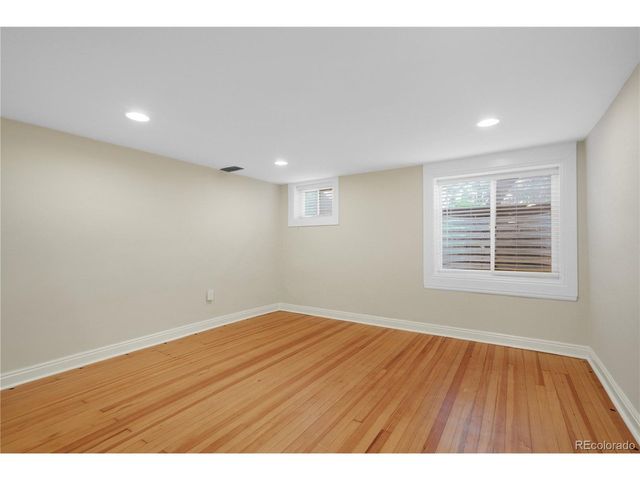 801 Harrison St, Denver, CO 80206