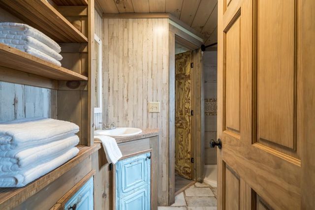 5198 Hwy 52E, Ellijay, GA 30536