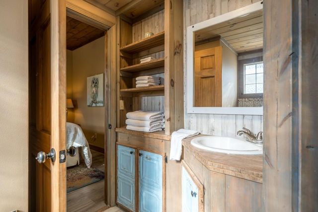 5198 Hwy 52E, Ellijay, GA 30536