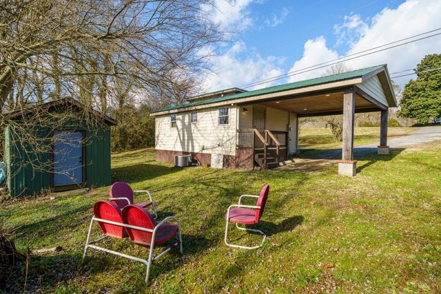 5198 Hwy 52E, Ellijay, GA 30536