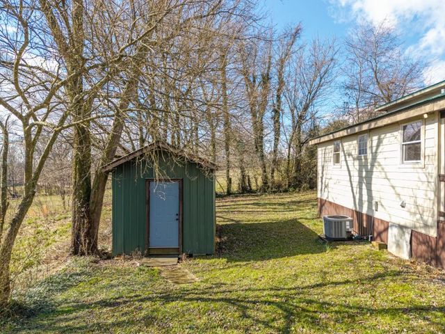 5198 Hwy 52E, Ellijay, GA 30536