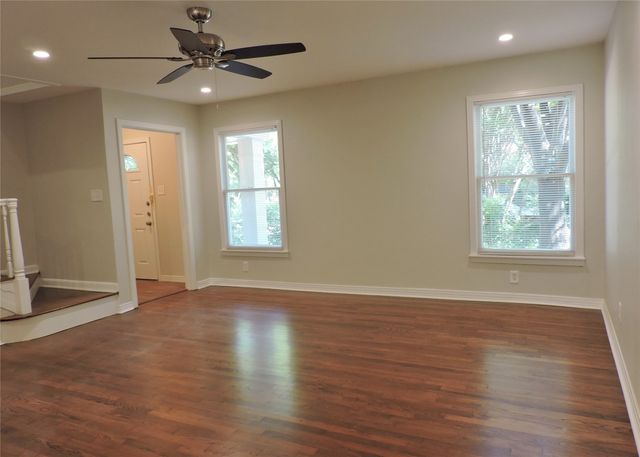 2309 Pembroke Drive B, Fort Worth, TX 76110