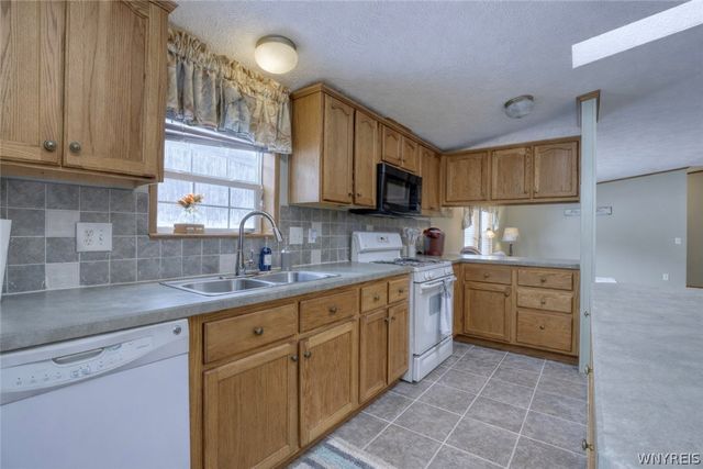 7013 Maples Road, Mansfield, NY 14731