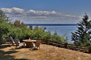 3644 Fidalgo Drive, Clinton, WA 98236