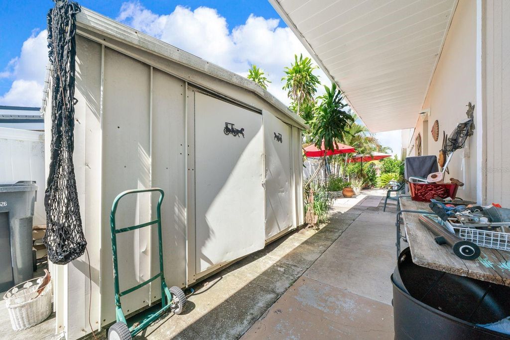 Image 28 of property listing at 10713 DALTON AVENUE, Tampa, FL 33615